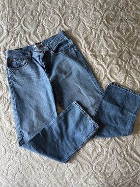 LEVI’S Classic Light Blue Women's Straight-Leg Jeans